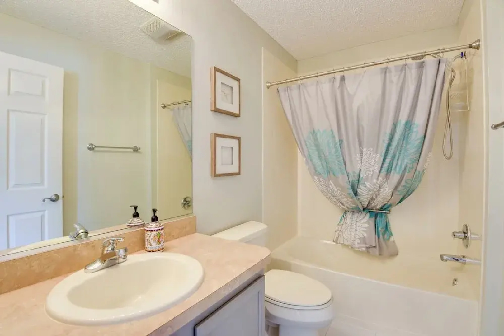 Courtyard Villa w/ Lanai & Community Amenities!