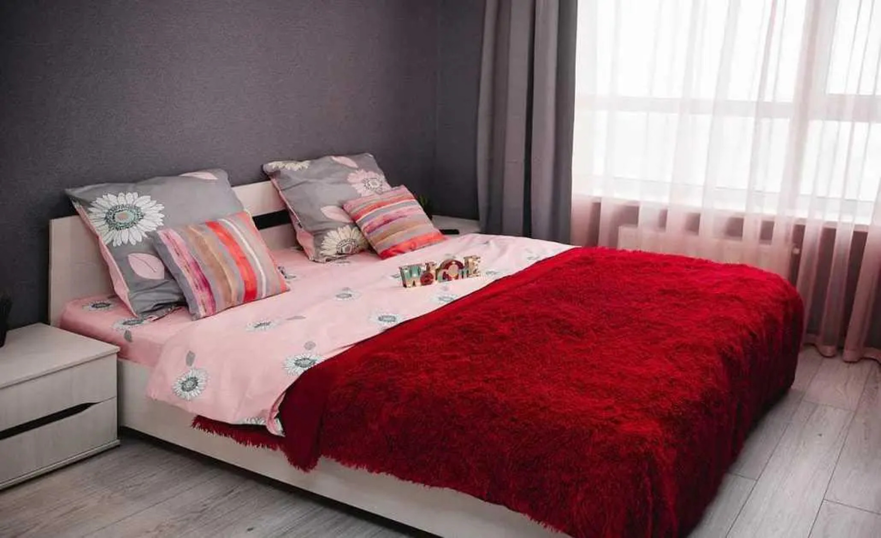 Апартаменты на улице Александра Полина 1