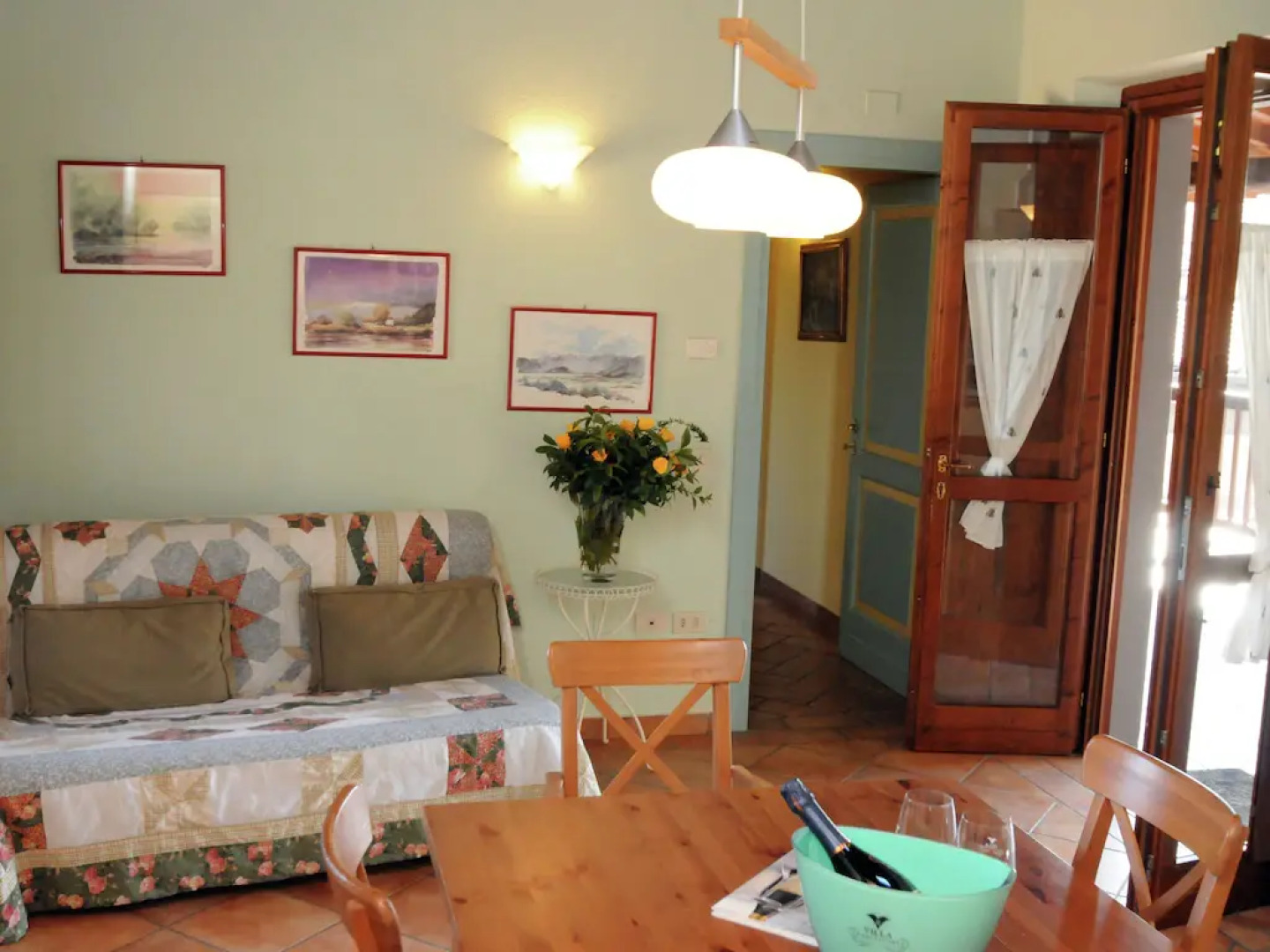 Apartment in the Franciacorta, with private balcony and shared swimming pool