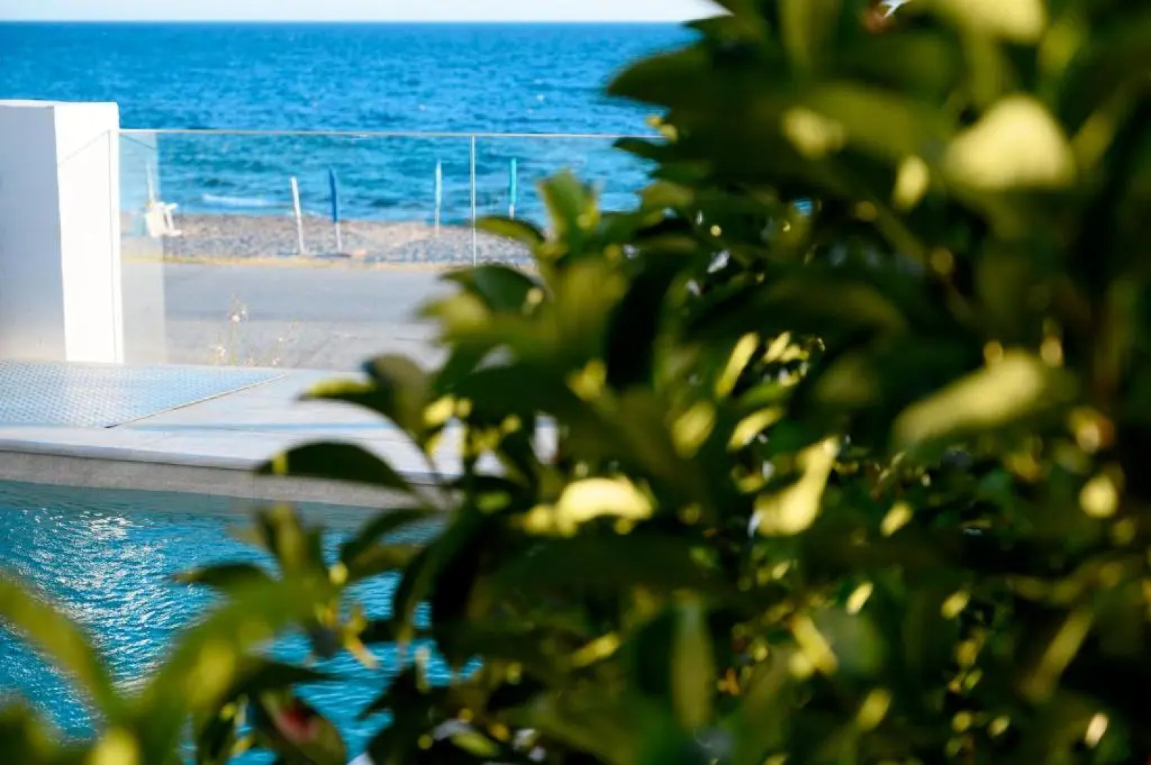 Villa Dorra Coast Suites