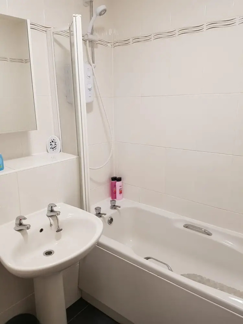 Dragon - Kestrel House 2 Bedroom Home