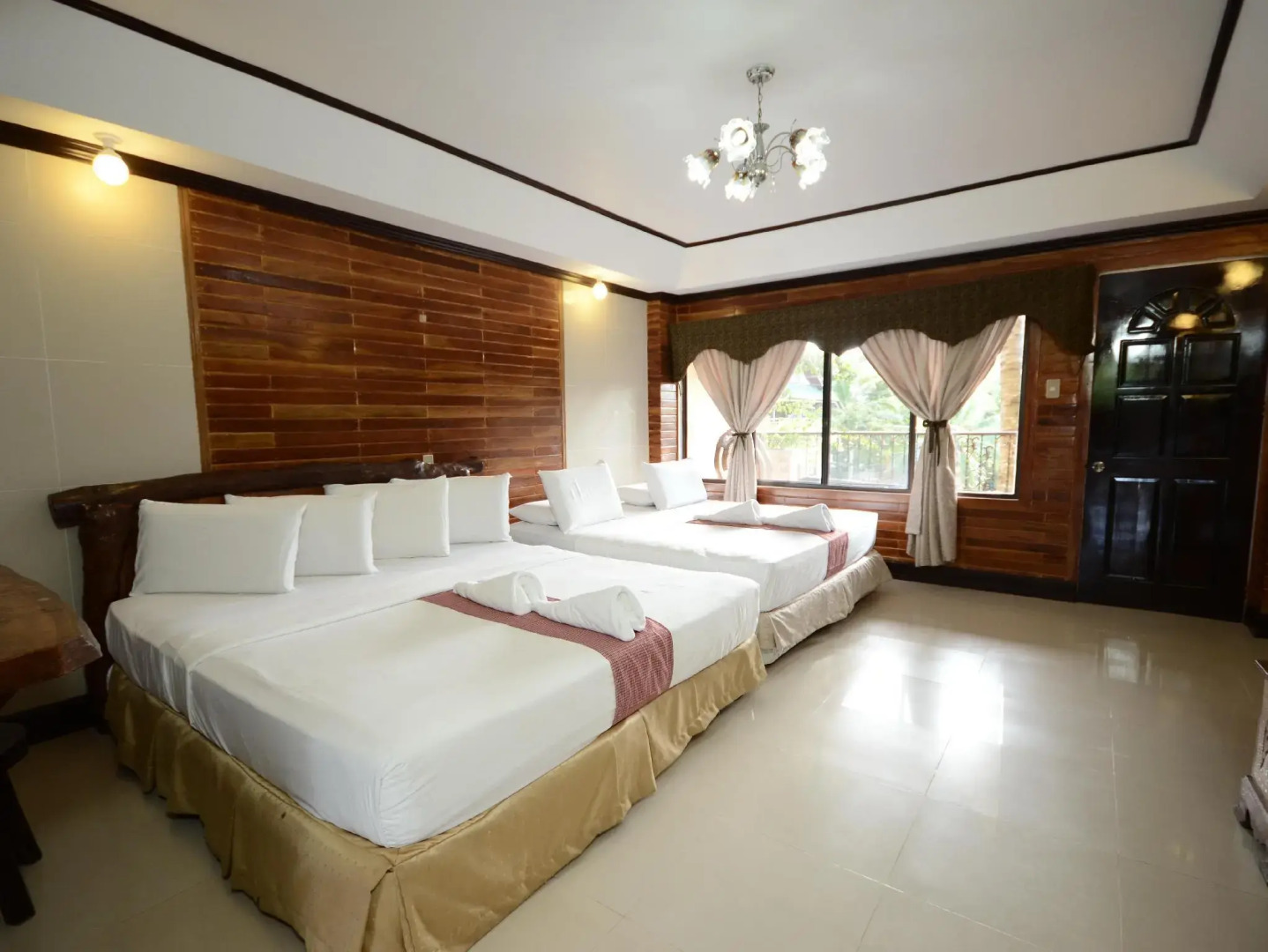 Dumaluan Beach Resort