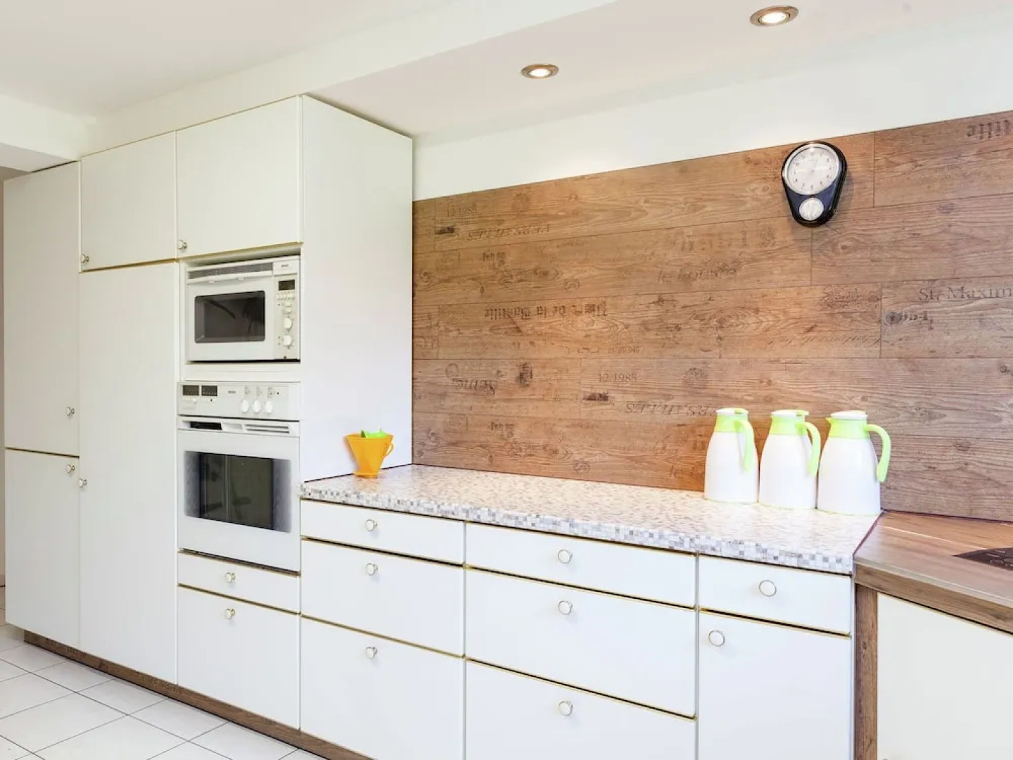 Large Group House in Hesse With Common Room, Terrace, Garden - Ideally Situated