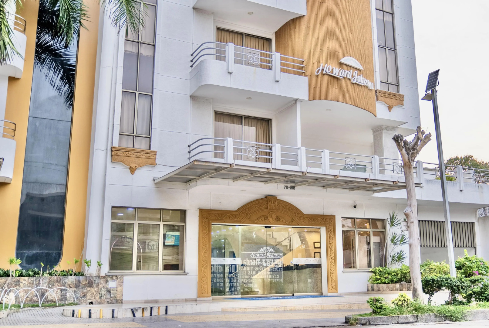 Howard Johnson Hotel Versalles Barranquilla