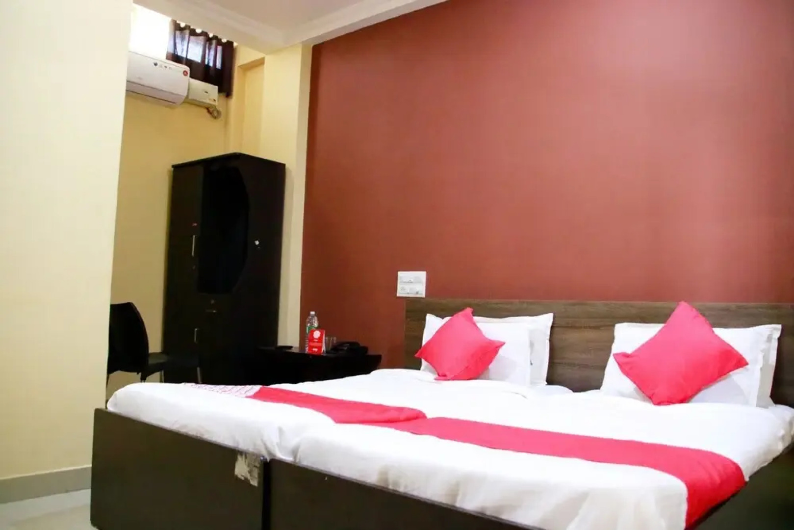 OYO 23423 Hotel Malabar Palace