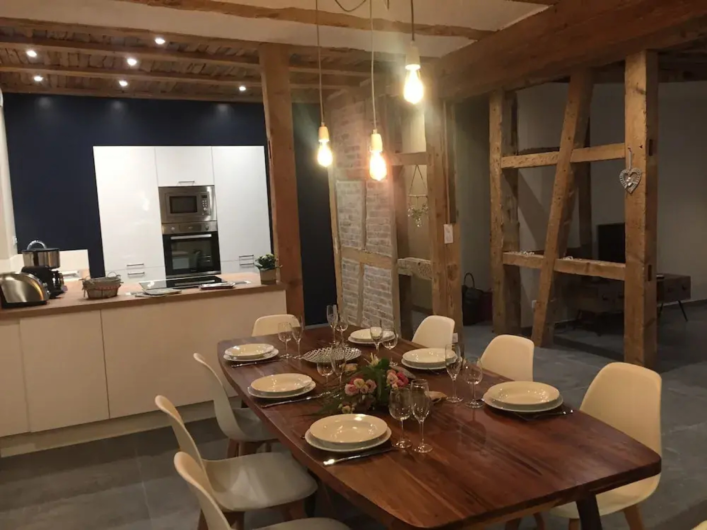 Elisa Guesthouse