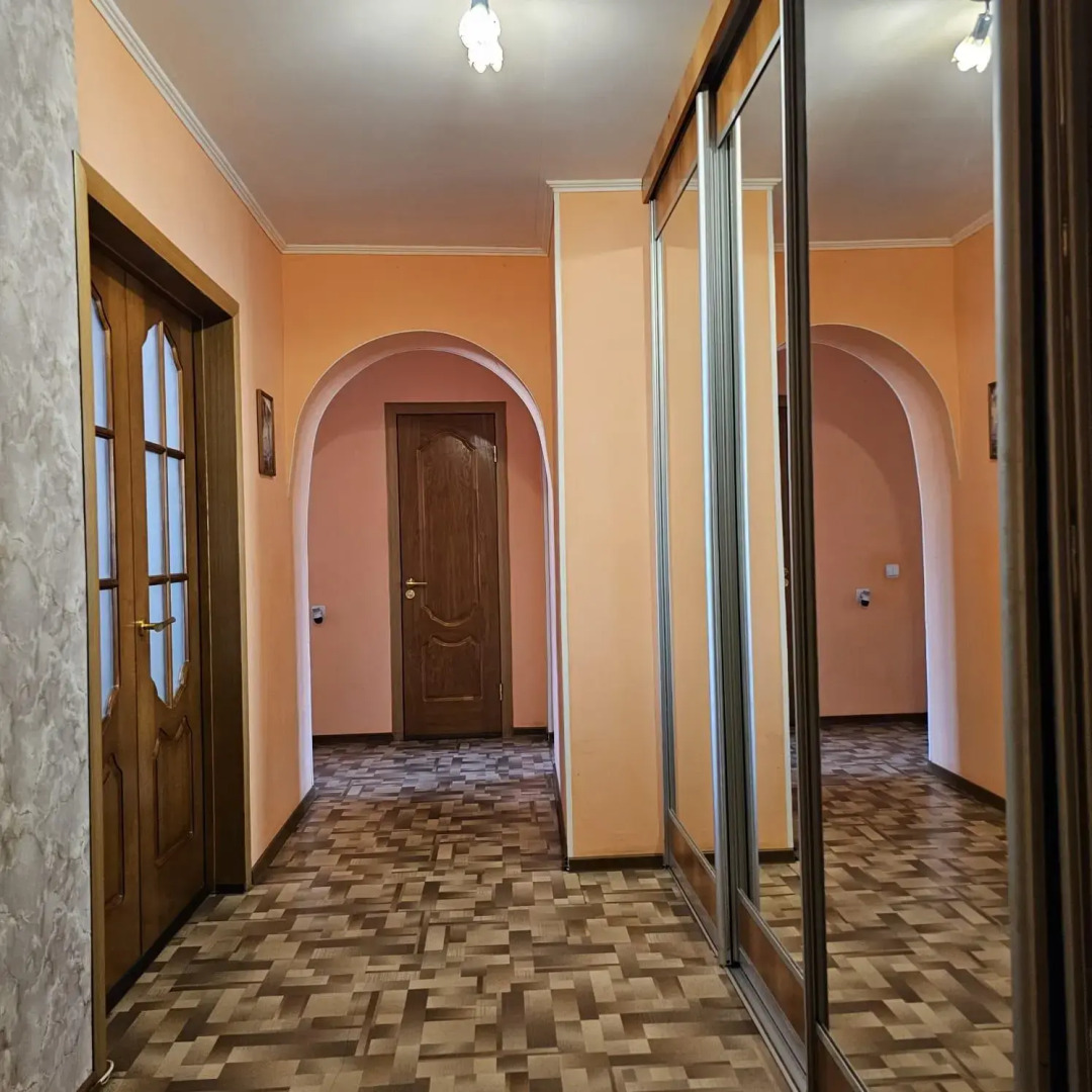 Домашний очаг на улице Артема 118