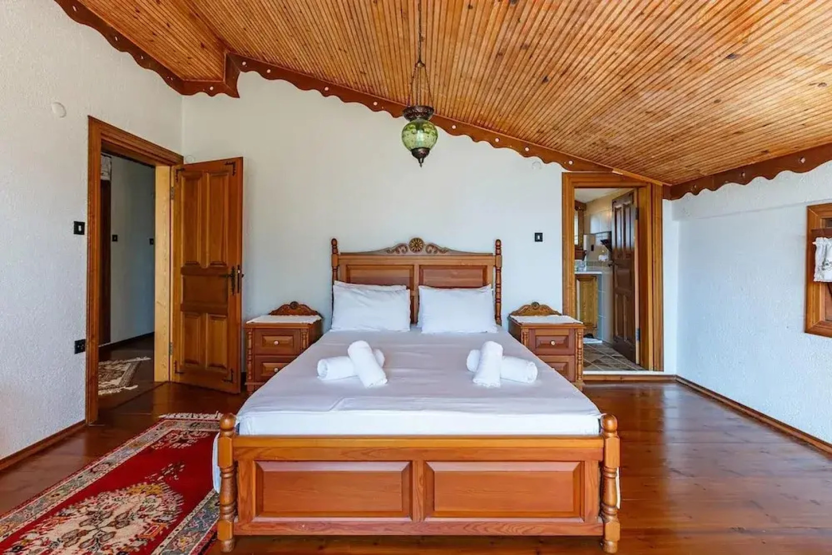 Lake Sapanca Breathtaking Private Villa Retreat