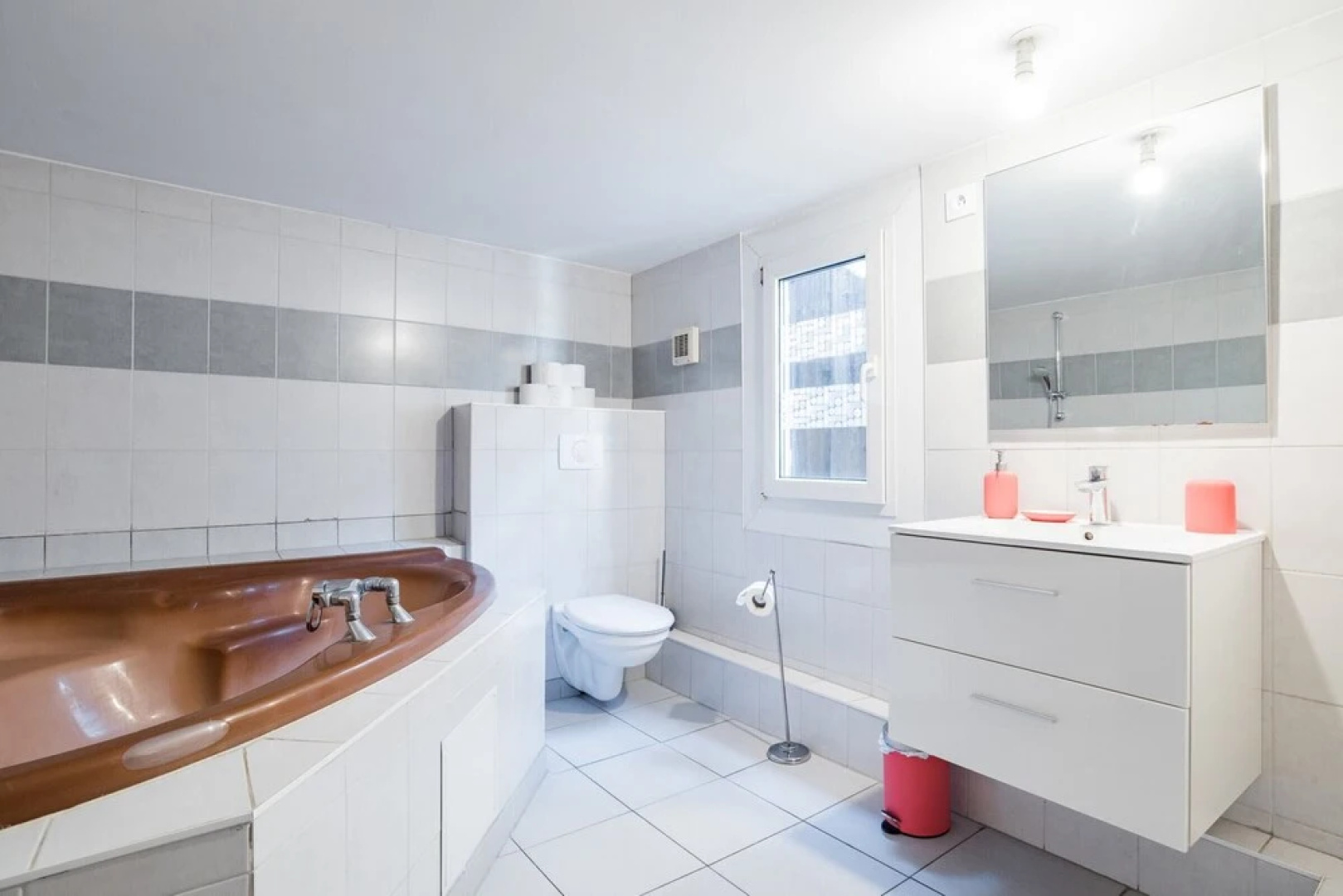 Charming 2 Room Apartment - Schiltigheim