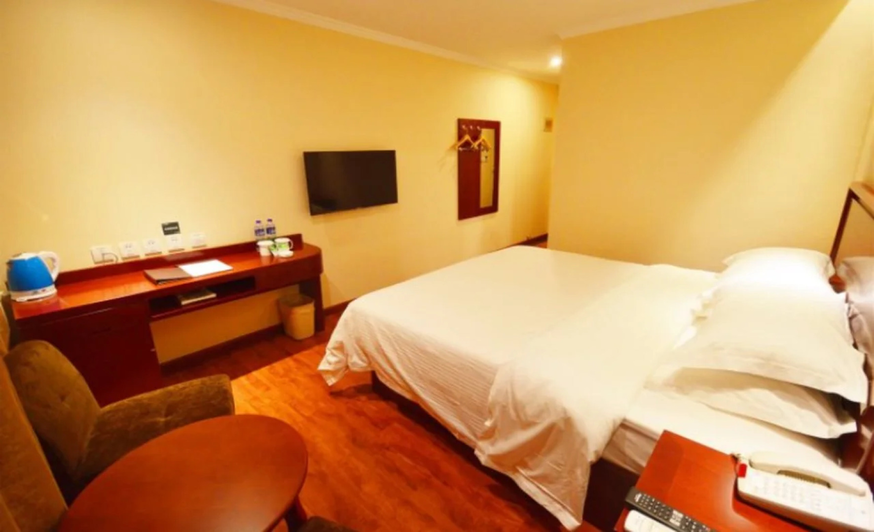 GreenTree Inn Taiyuan High-Tech Zone Changzhi Road Metro Station