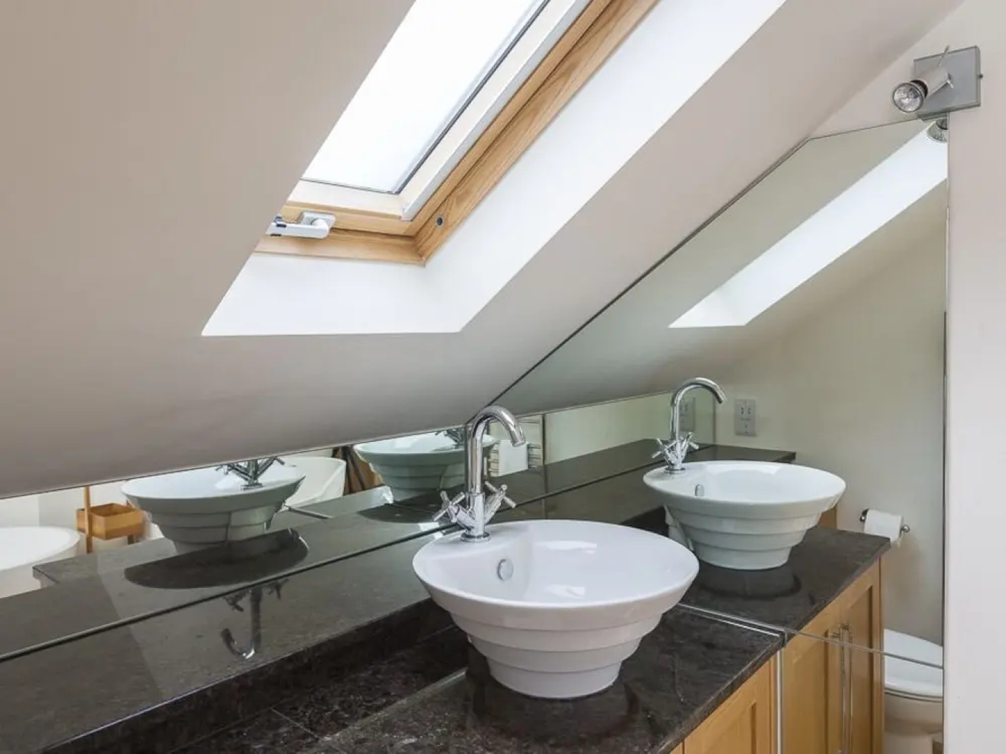 6 Knowle Court
