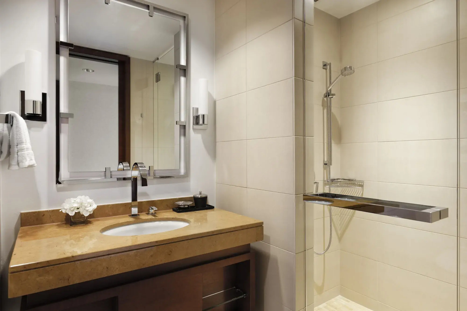 Отель Four Seasons Denver