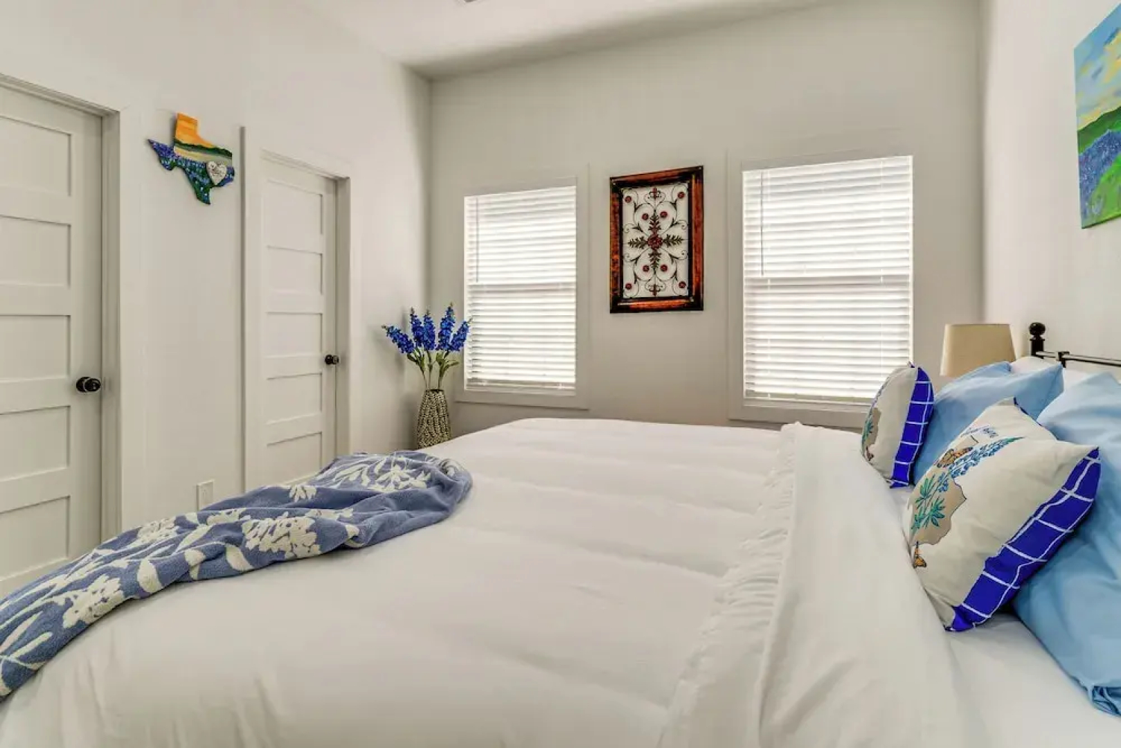 1 Mi to Dtwn Brenham! 'the Bell & Bloom Cottage'