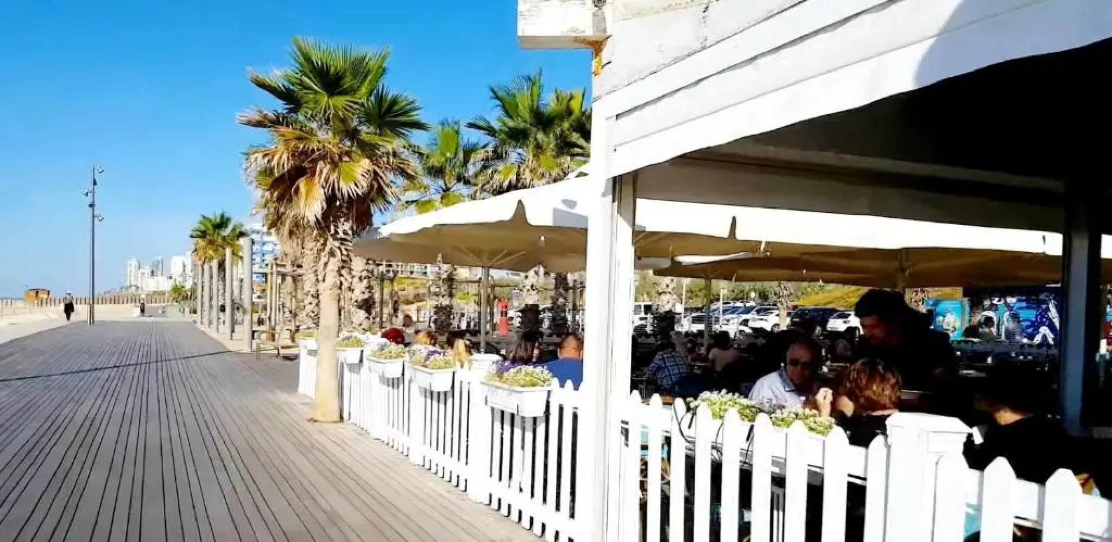 Beachfront Apartment Bat Yam 613