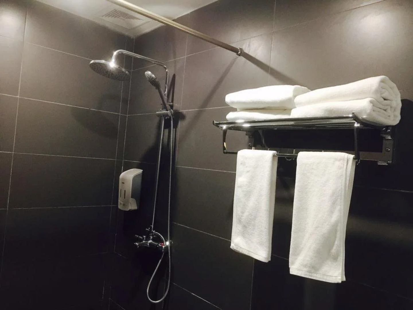 Fengma Feiyang Hostel