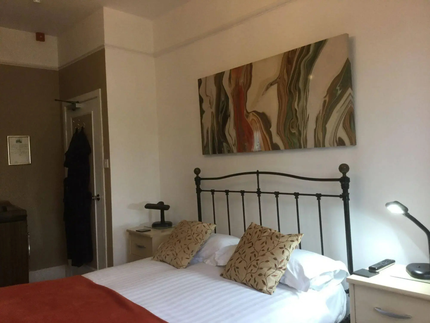 The Groveside Guest House