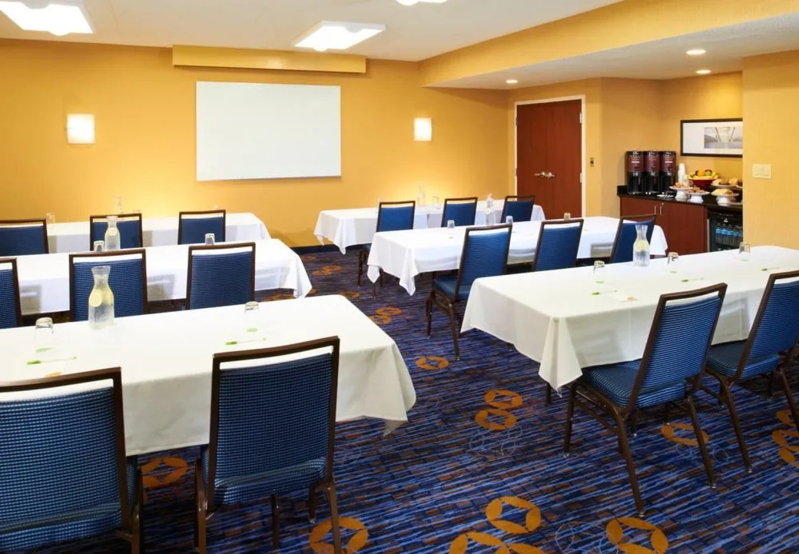 Courtyard Detroit Dearborn