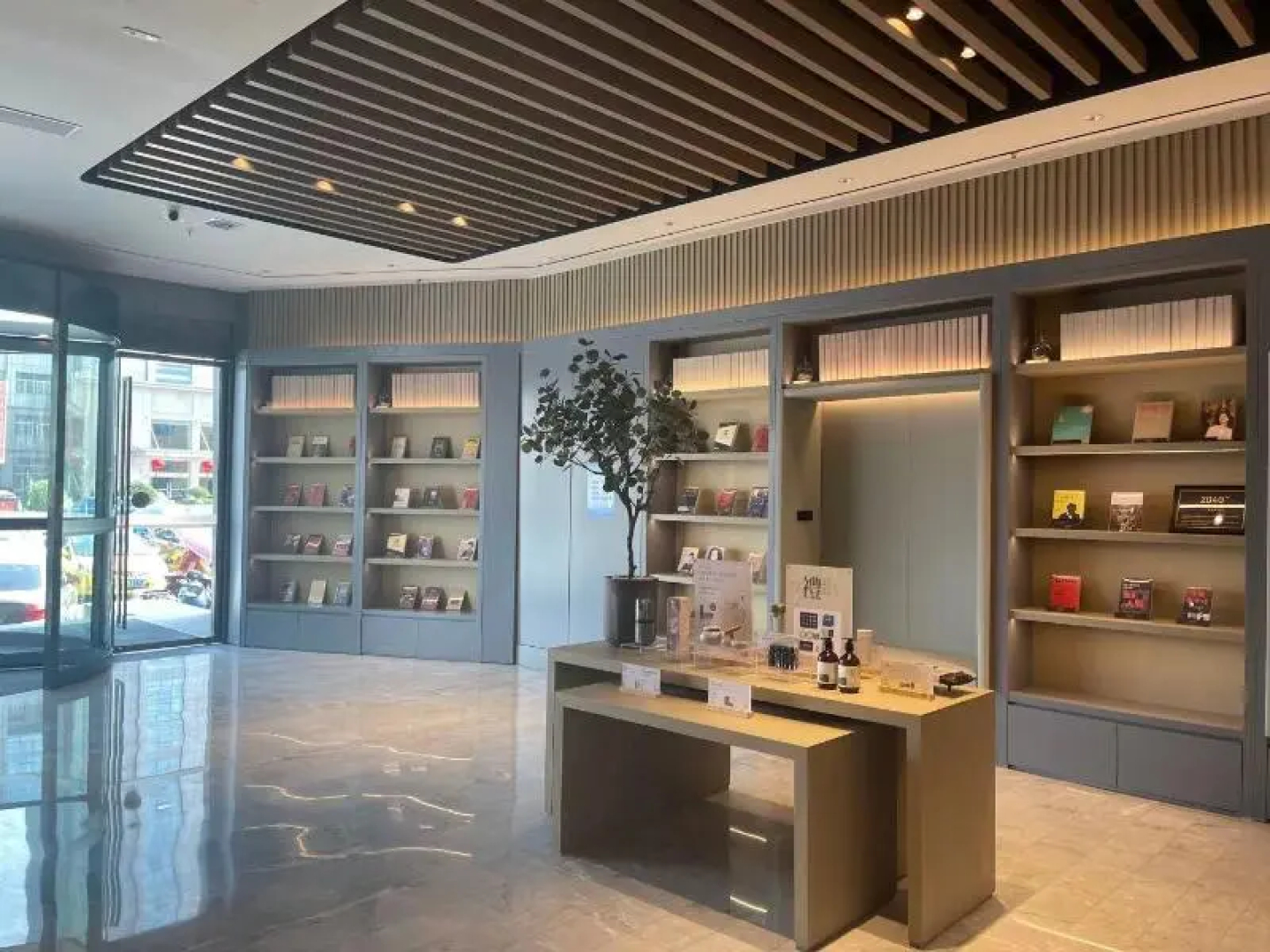 Ji Hotel (Huai Nan Commercial Trade Cultural Plaza