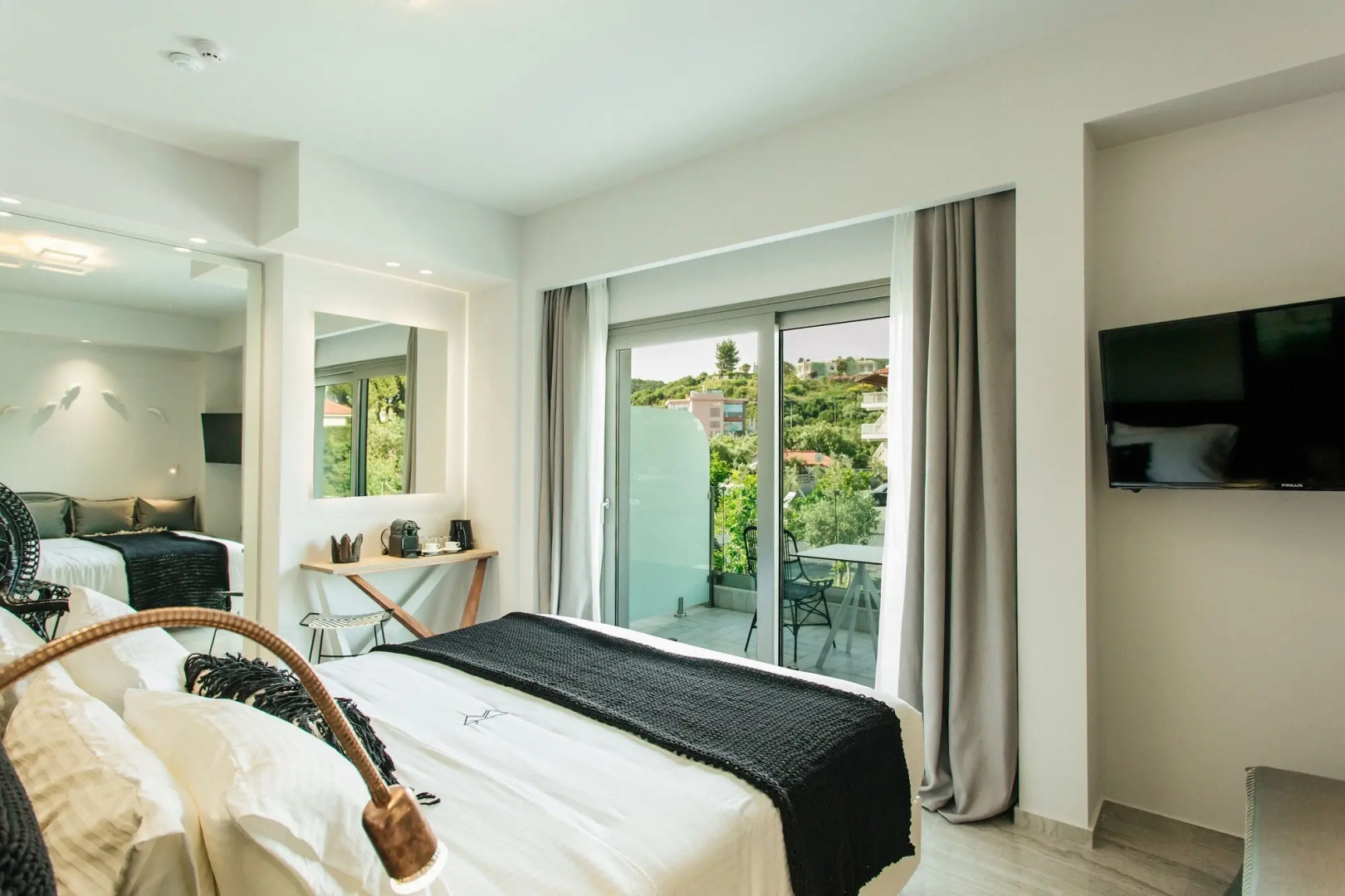 Blue Carpet Luxury Suites