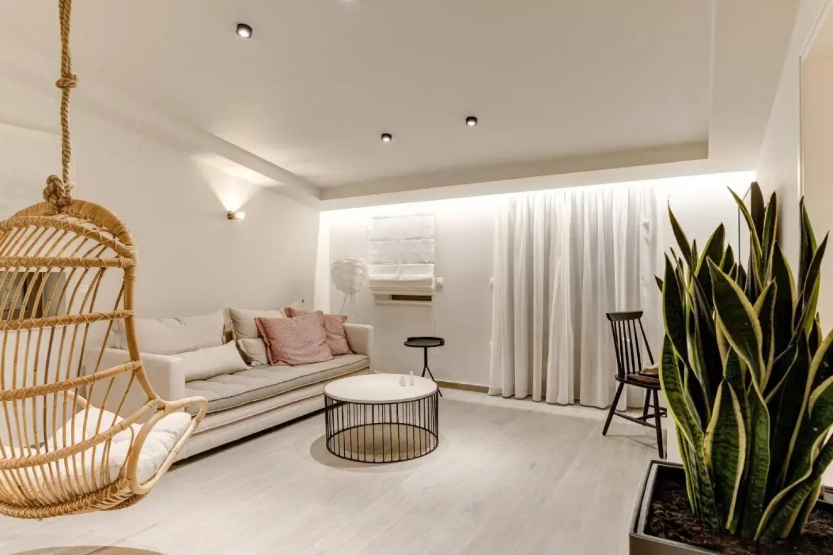 Anemolia Parga Suites