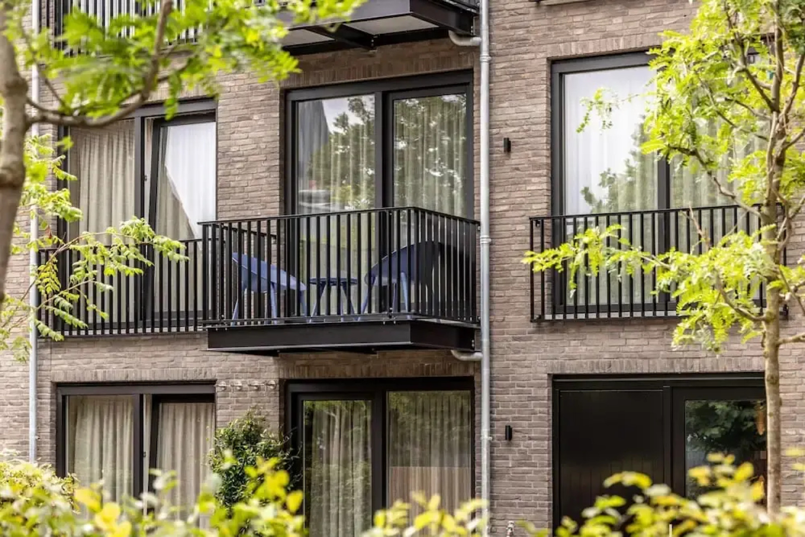 Playful and Luxurious Apartment in Heart of Delft