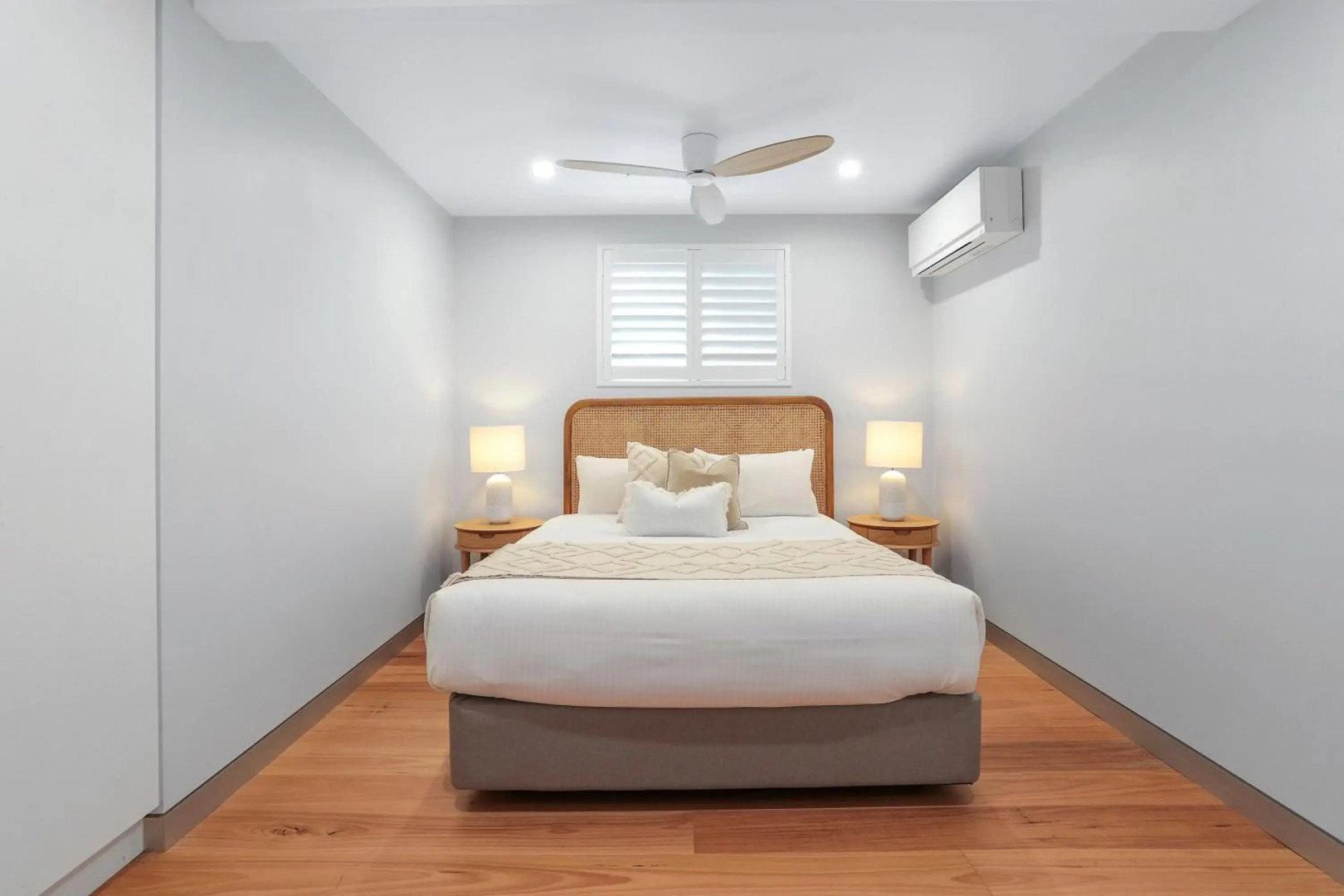 Luxe Coastal Abode, Marcus Beach