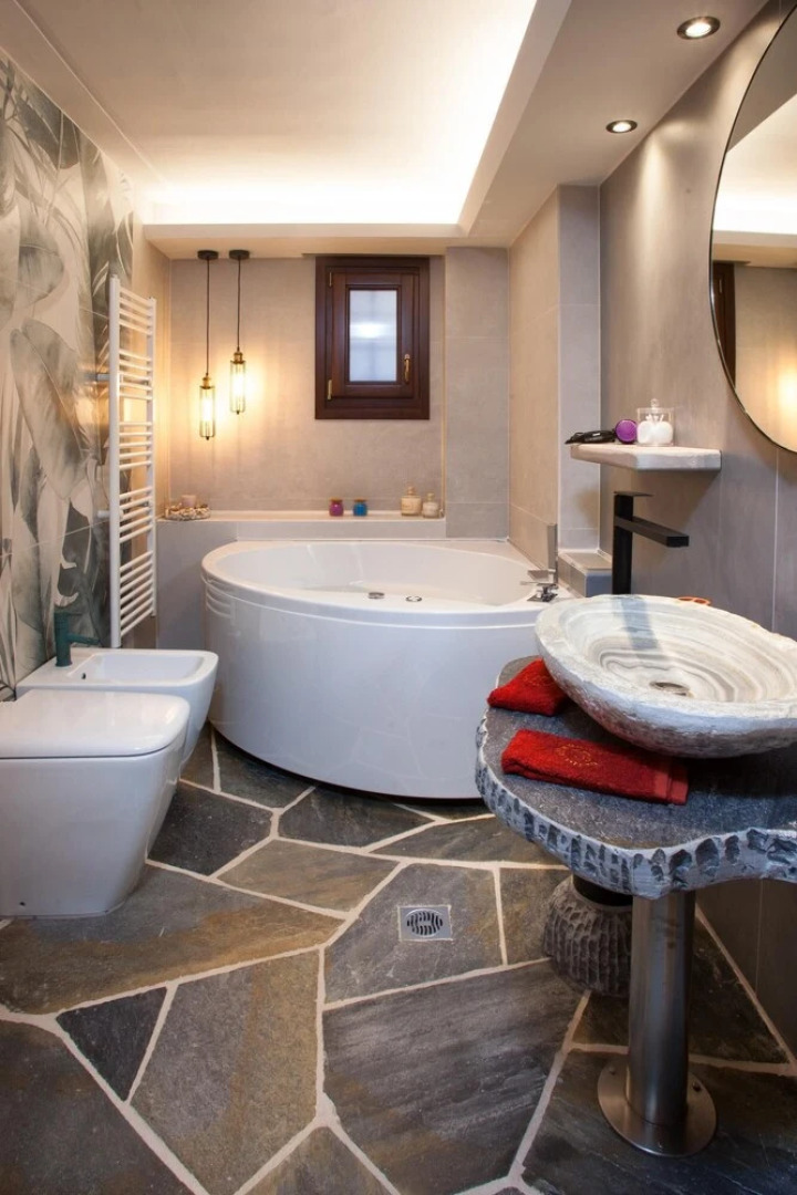 Barbarella Deluxe Maisonette