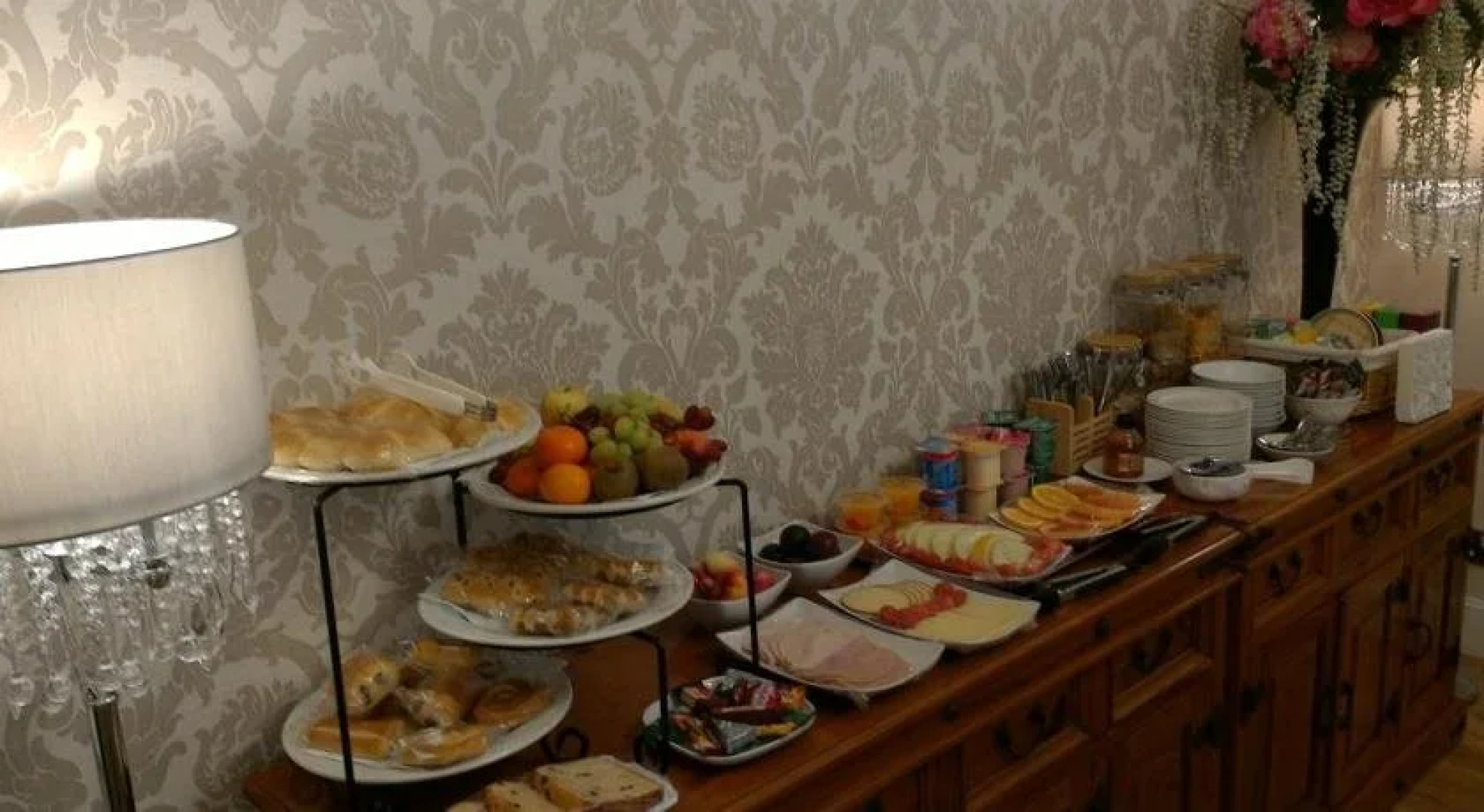 Aaran Lodge Guest House