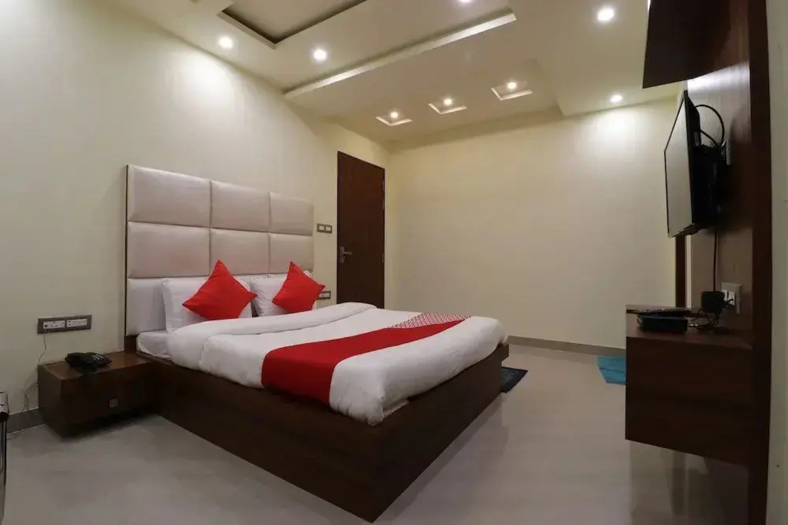 Comfort Inn by OYO Rooms