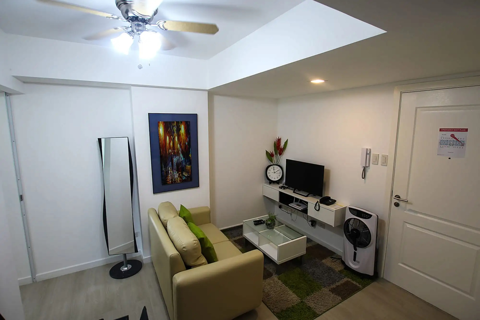 SIGLO SUITES @ The Azure Urban Resort Residences