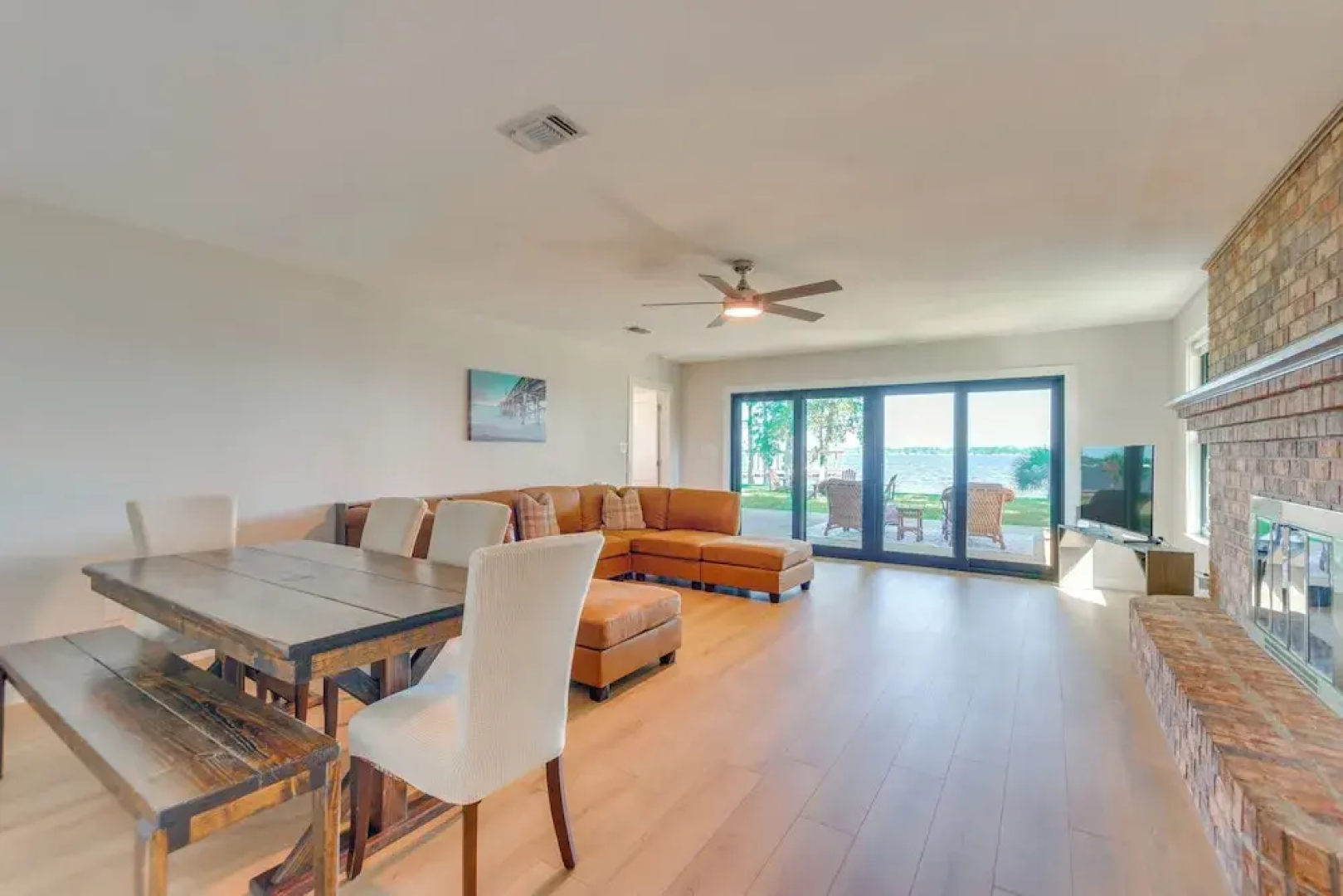 Bayfront Gem: Patio & Fire Pit in Pensacola