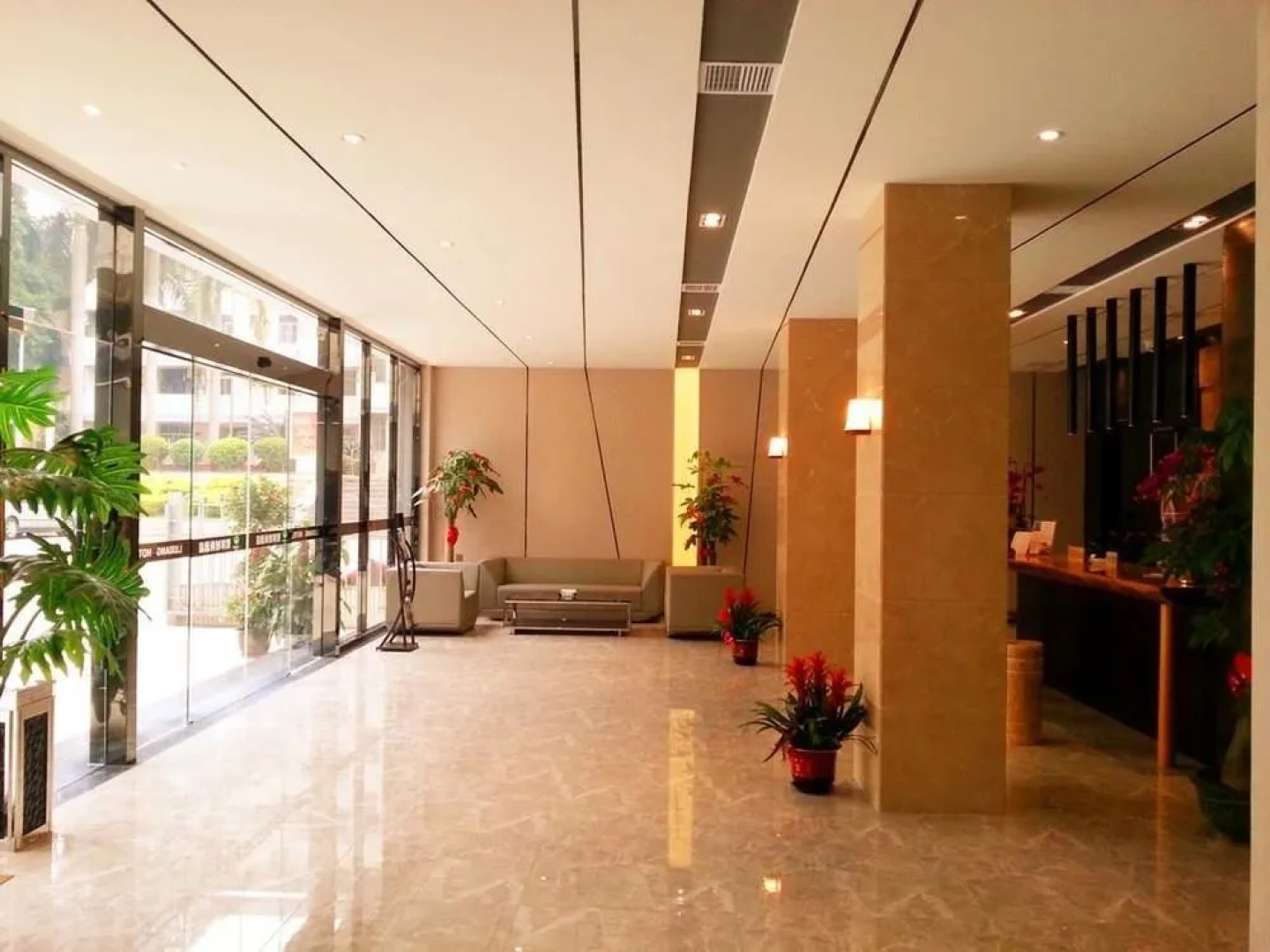 Anxi Luxiang Fashion Hotel