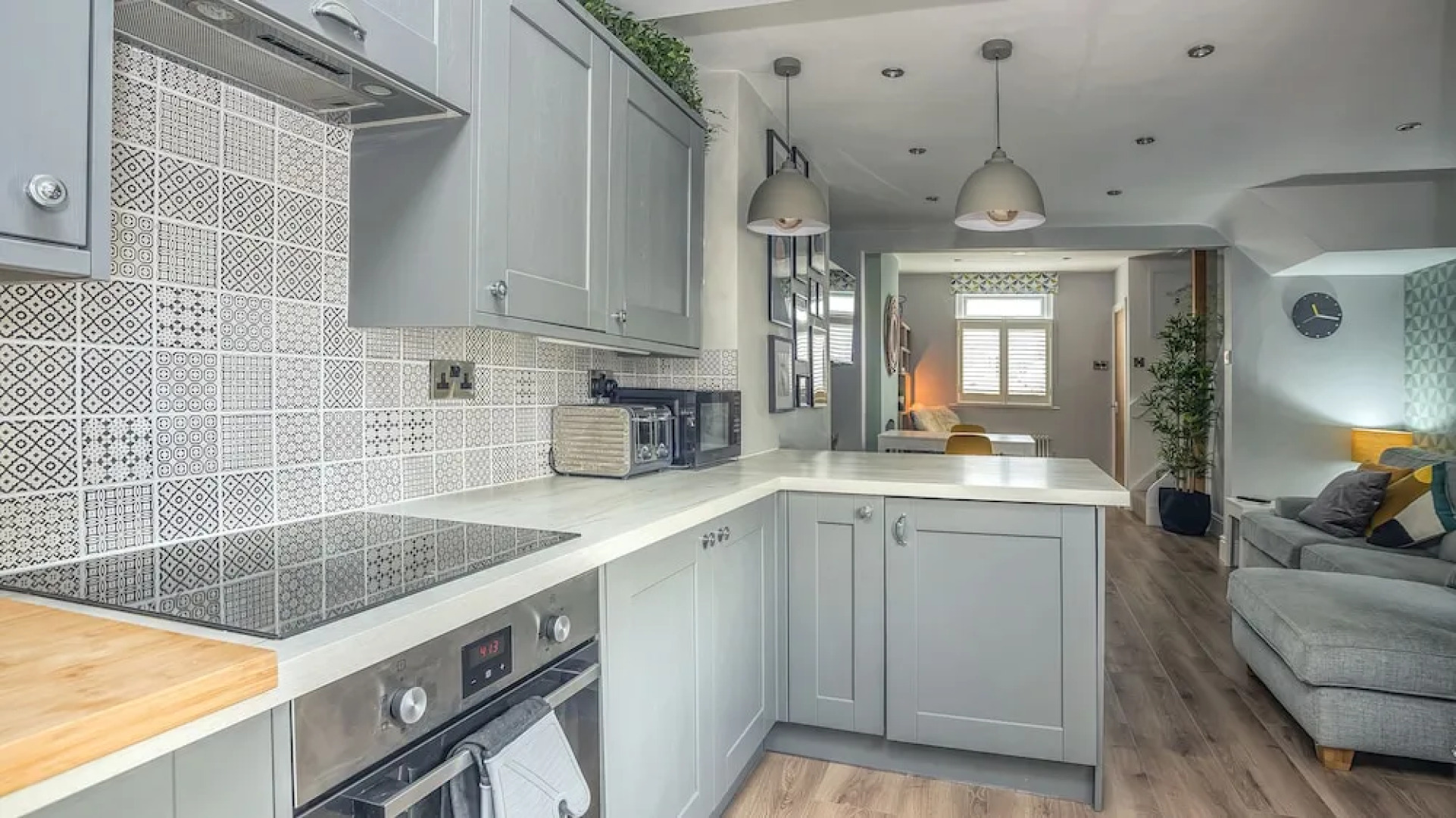 Modern 3-bed House on Tarporley High Street