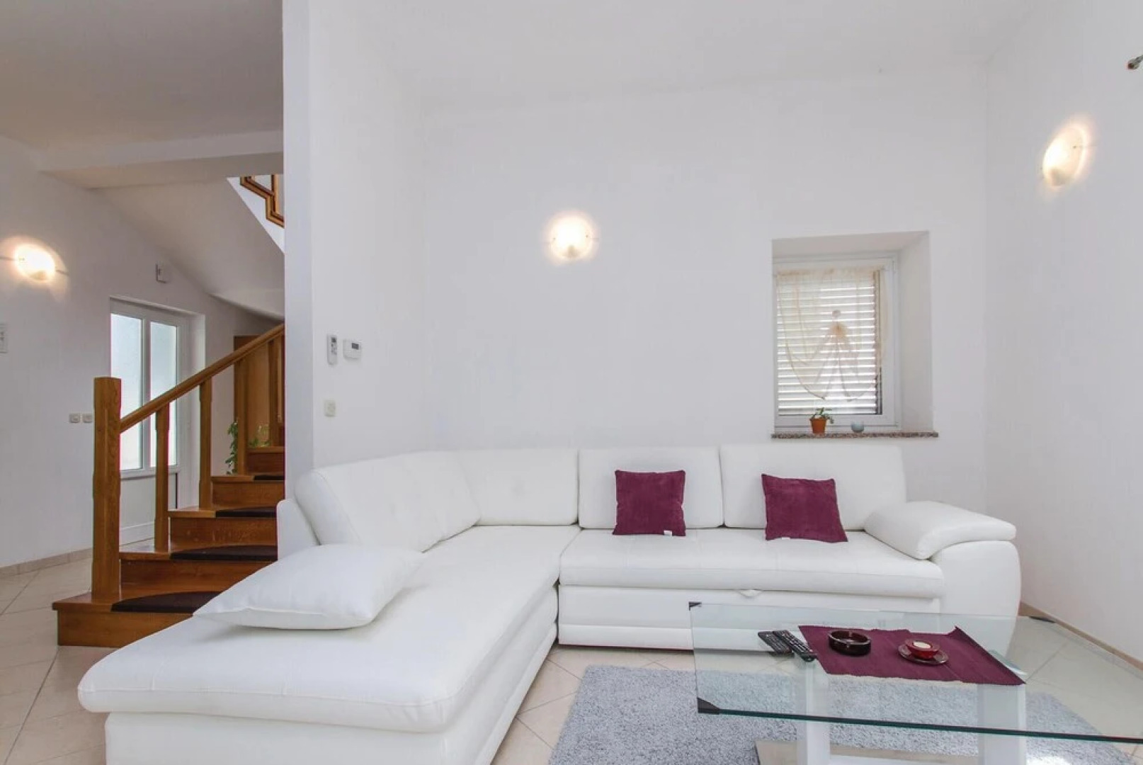 Awesome Home in Drenje With Wifi and 4 Bedrooms