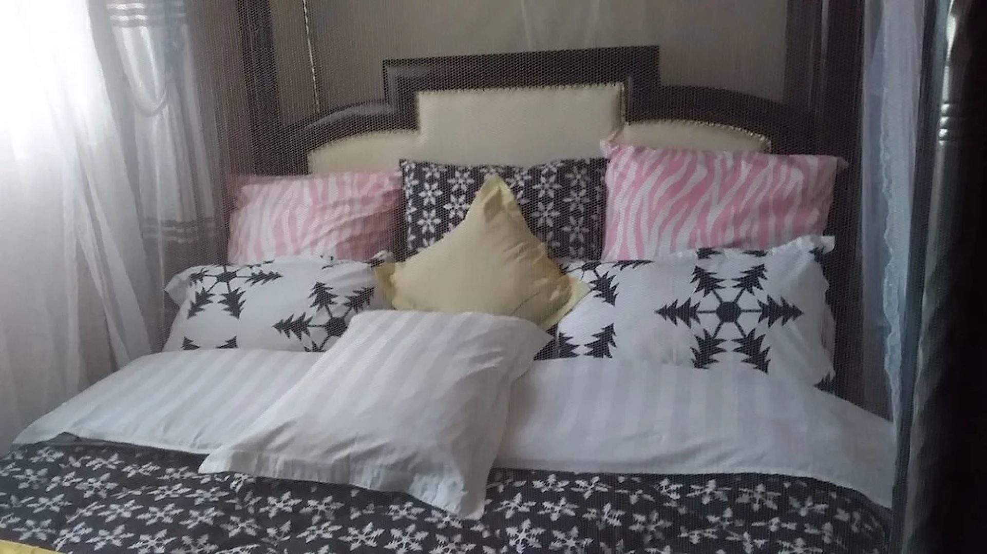 Flagship Piazza Hotel - Hostel