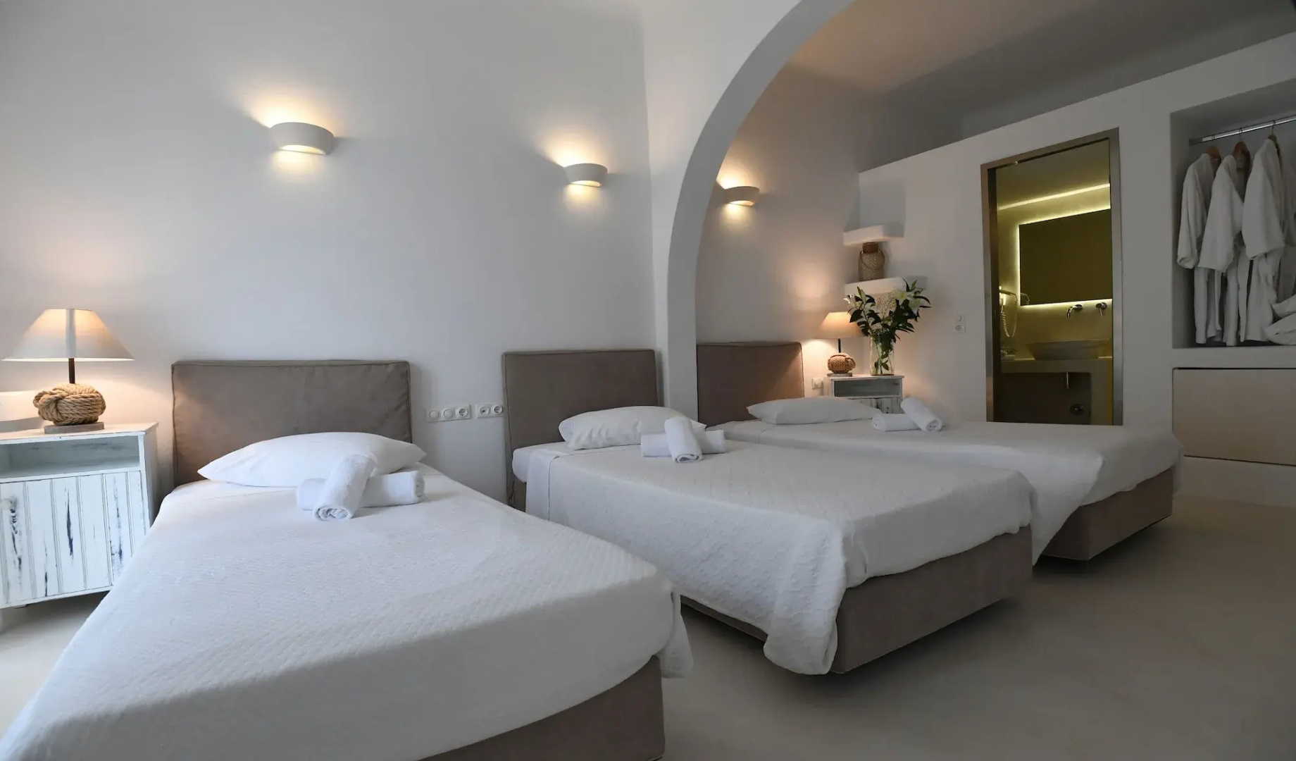 Vincenzo Family Hotel