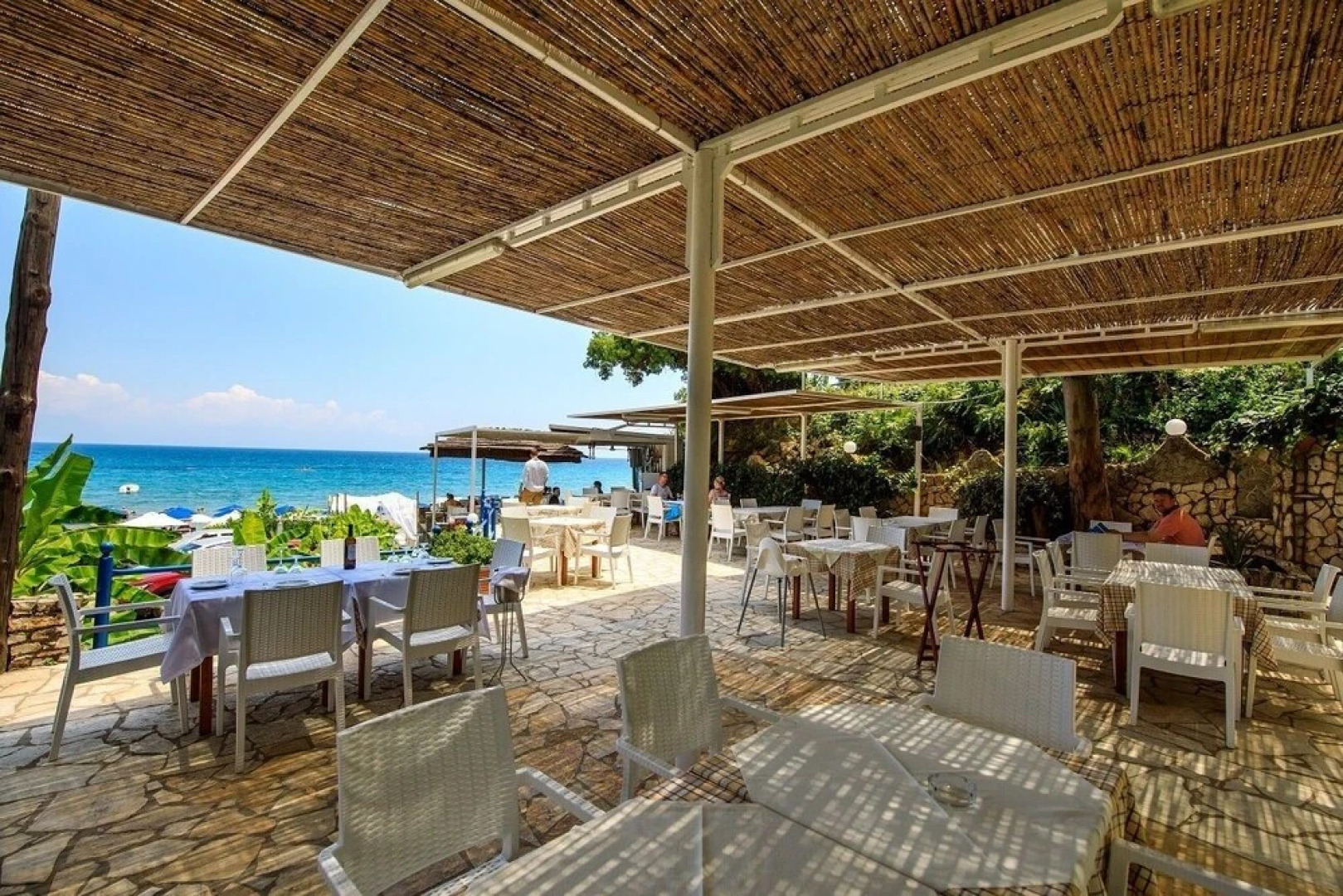 Peroulia Beach Houses