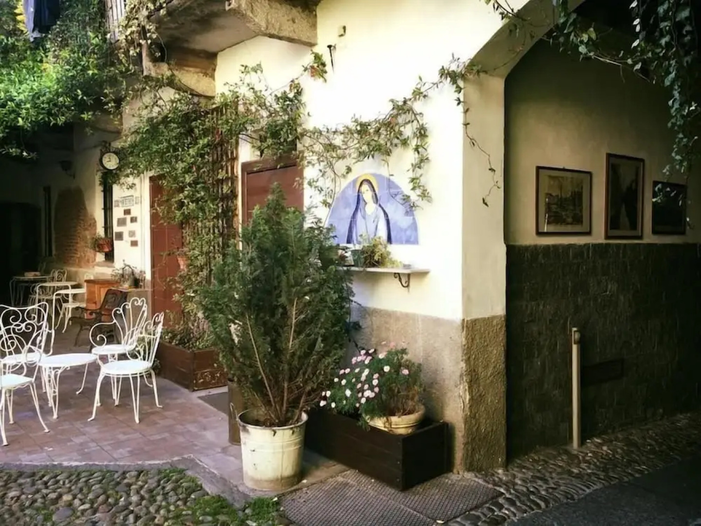 Big flat for groups.