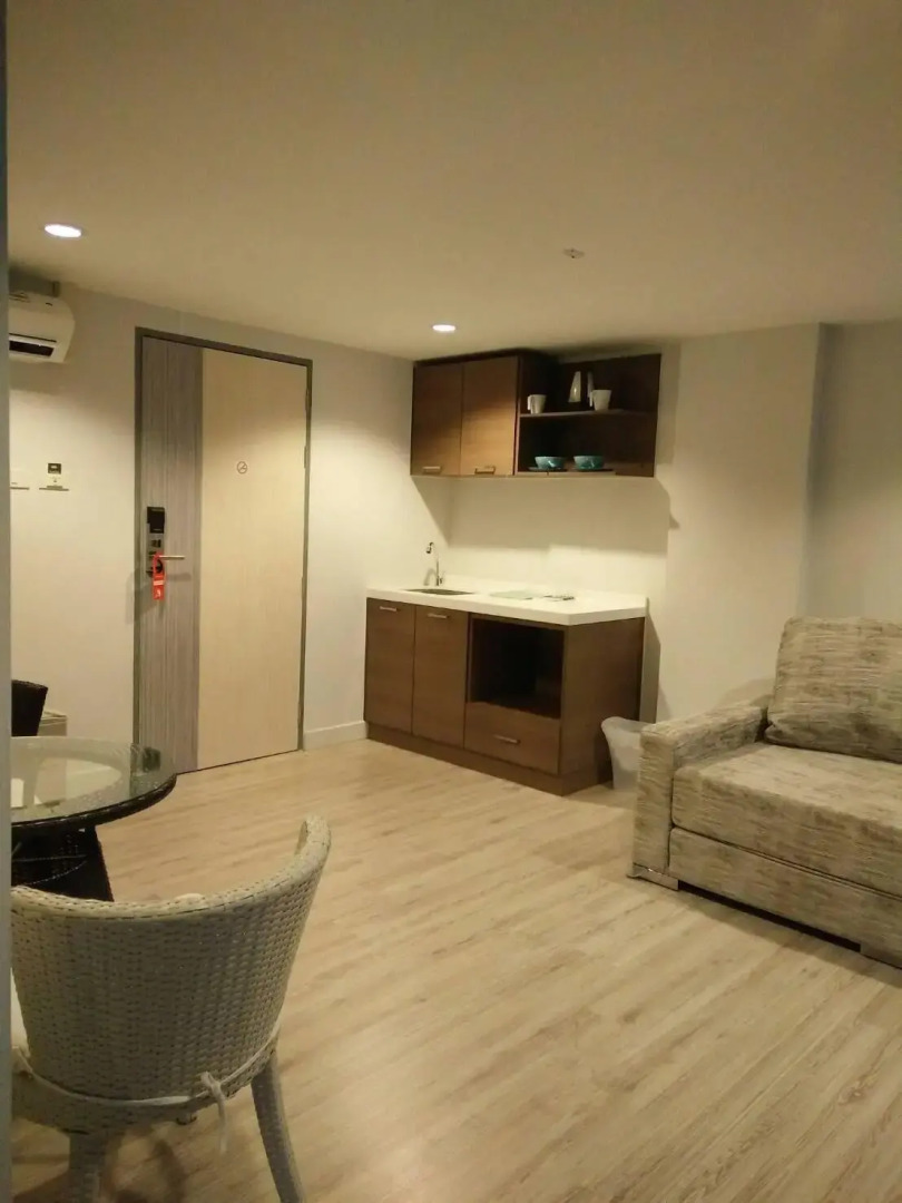 Nantra Pattaya Baan Ampoe Beach