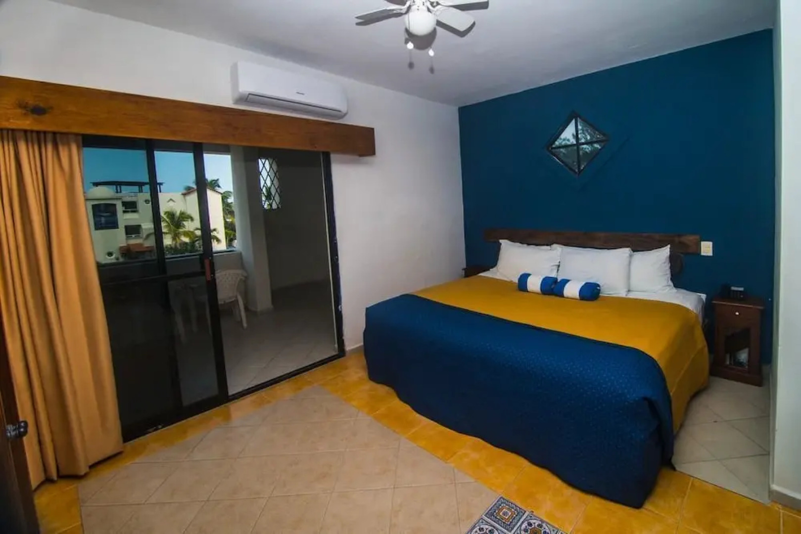 Hotel Lorencillo Miramar