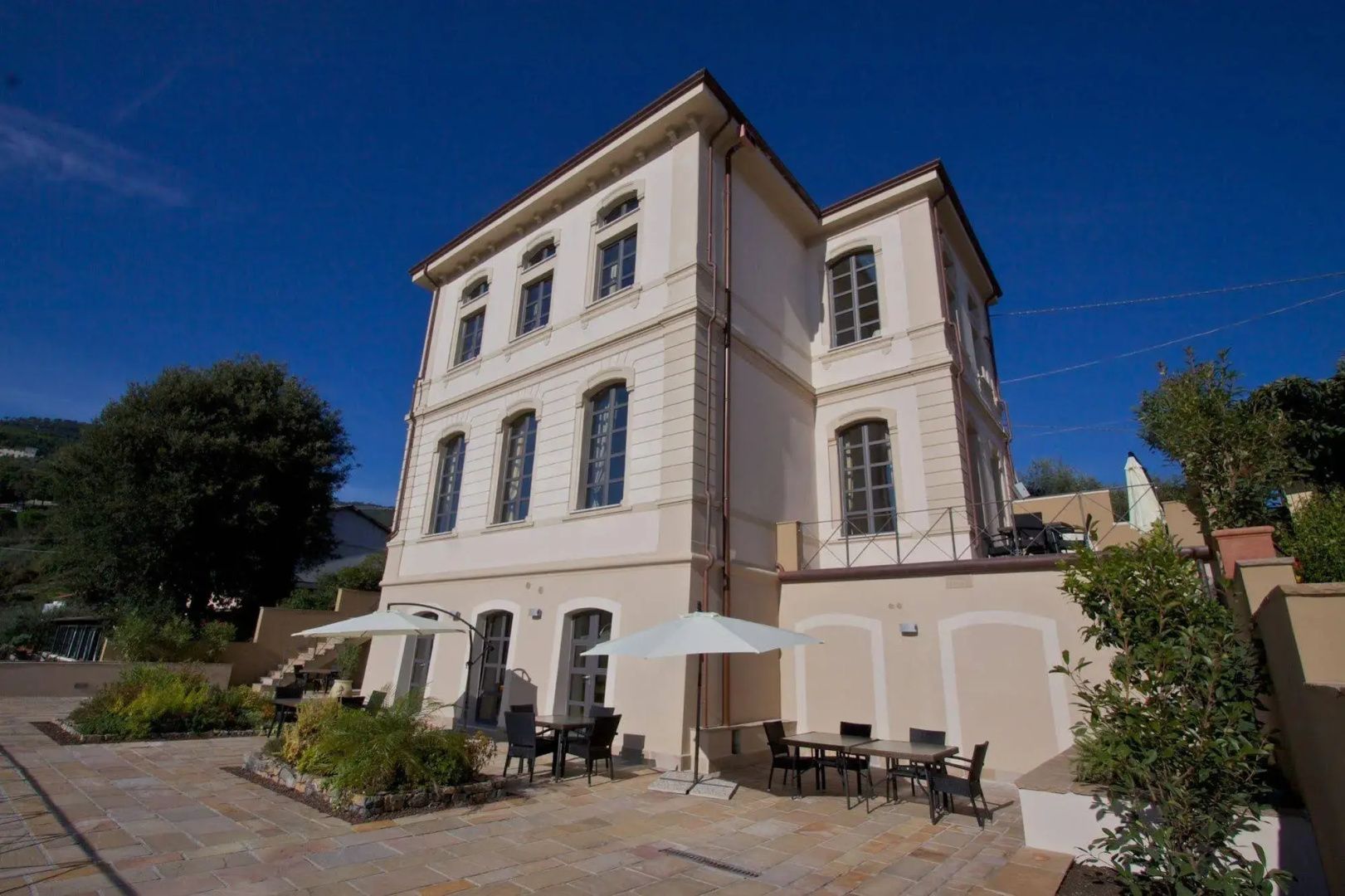 Miramare Residence