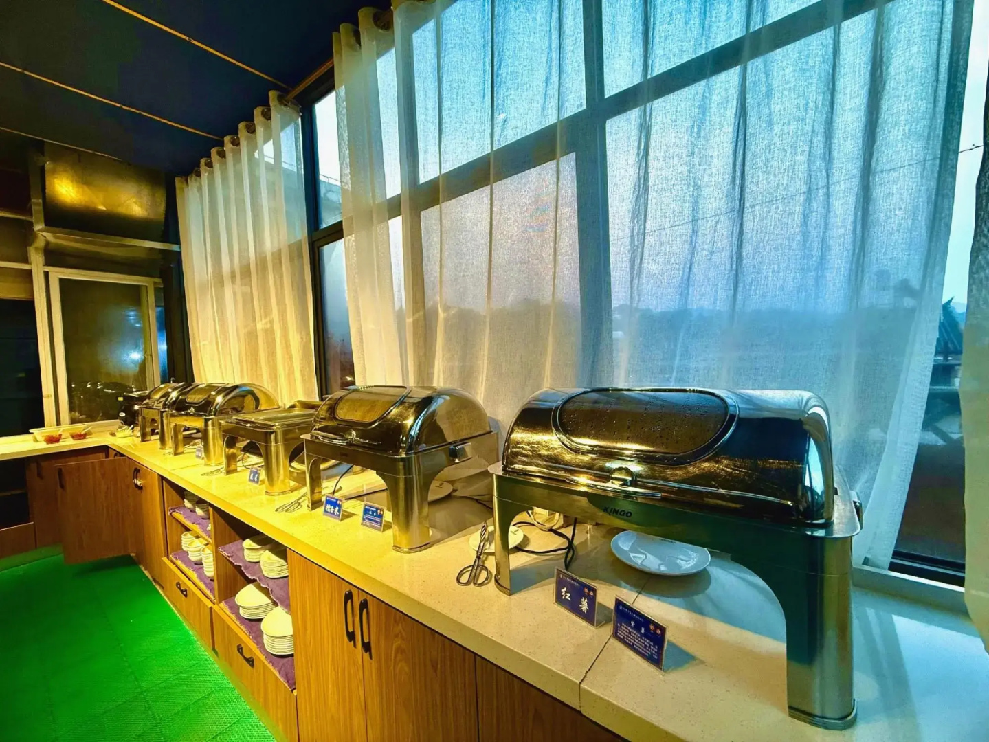 Mijng Qiyuan Minority Theme Hotel