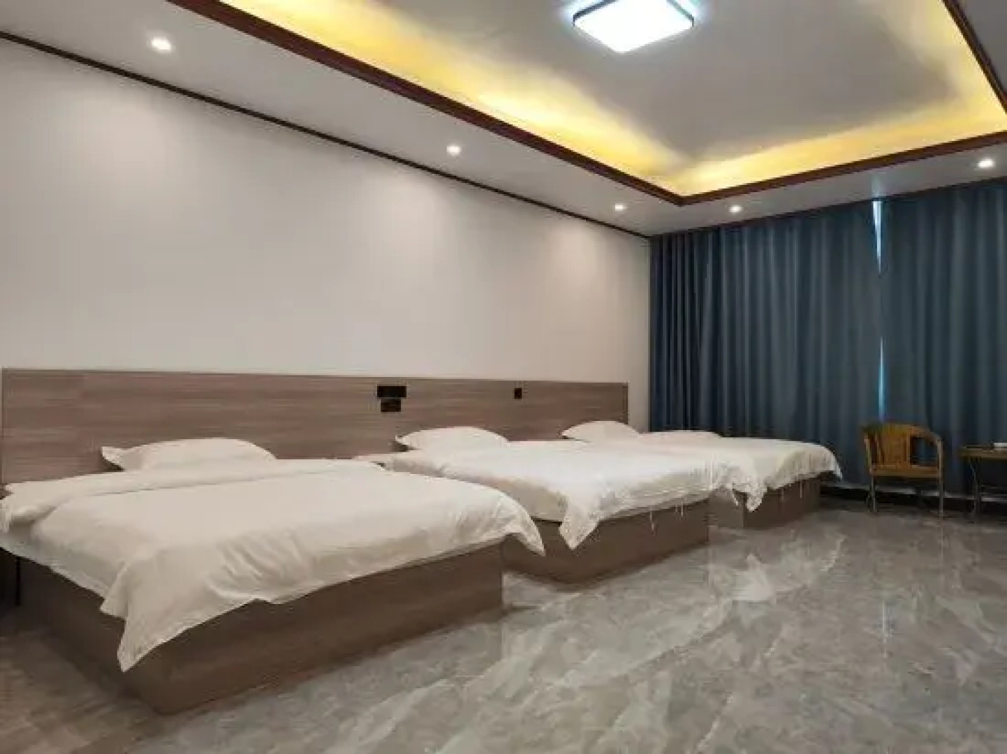 Pingnan Xuhui Apartment