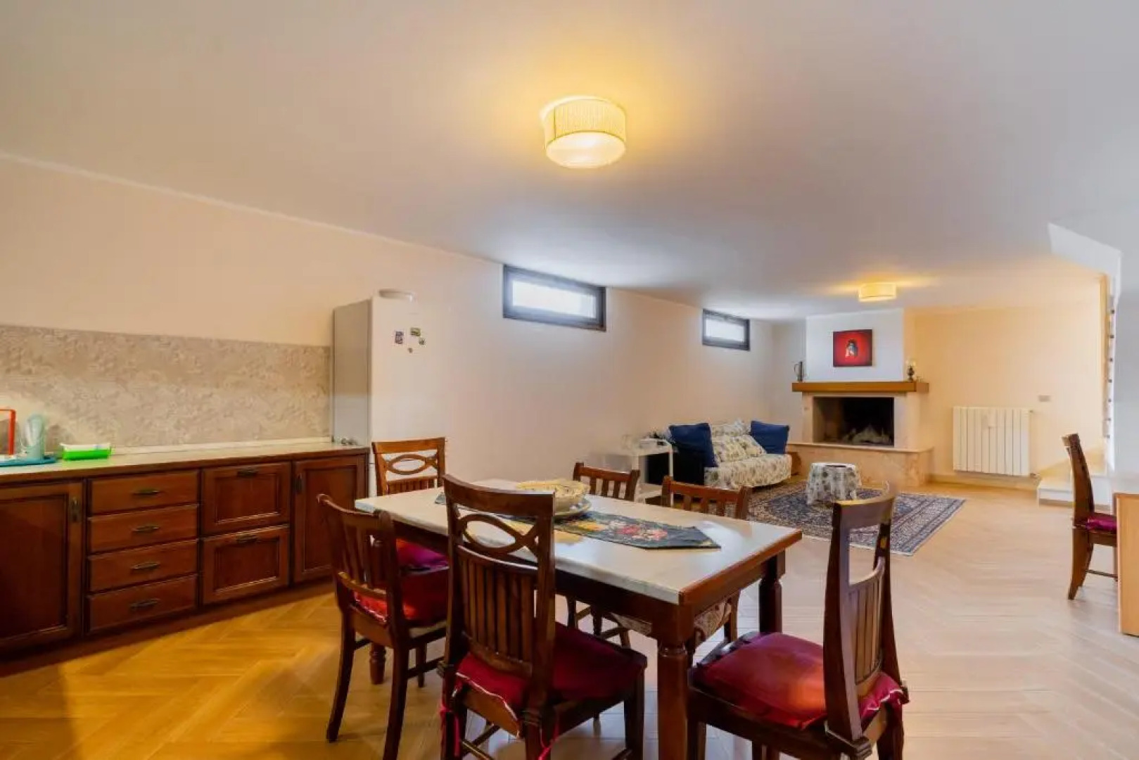 Intera villa con 2 bagni 4 camere da letto e box auto