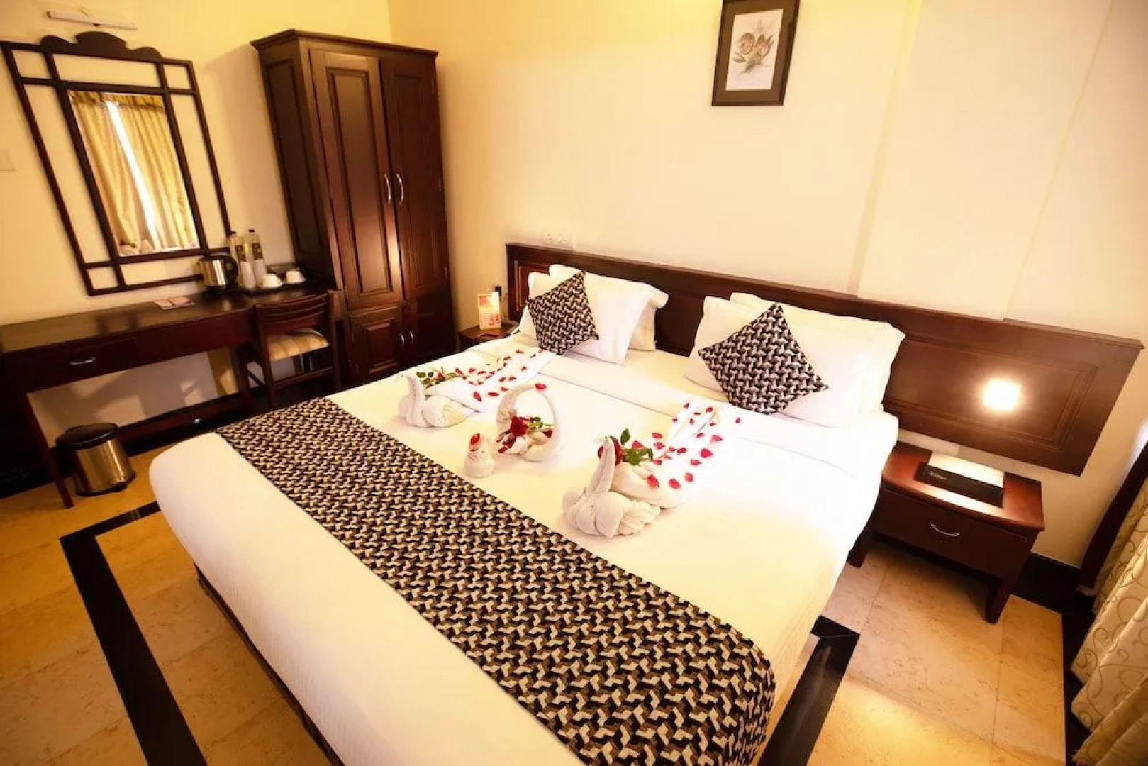 Hotel Pookodans International