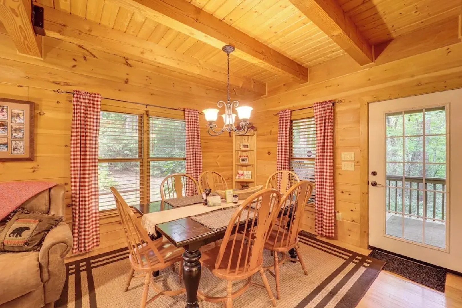 Private Cabin on 2 Acres: Hot Tub, 10 Mi to Boone!