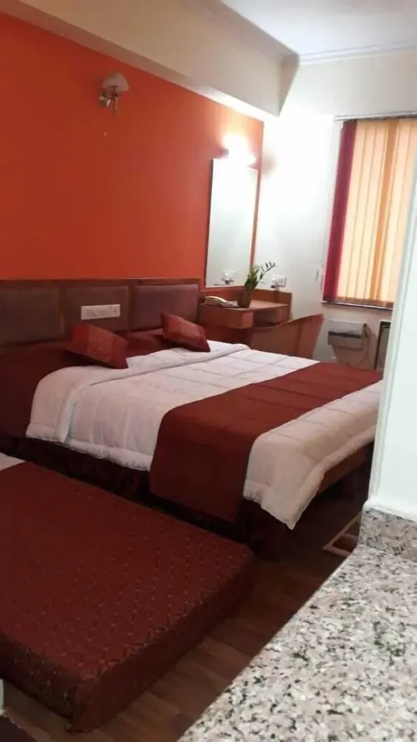 Swapanlok Farms And Resorts