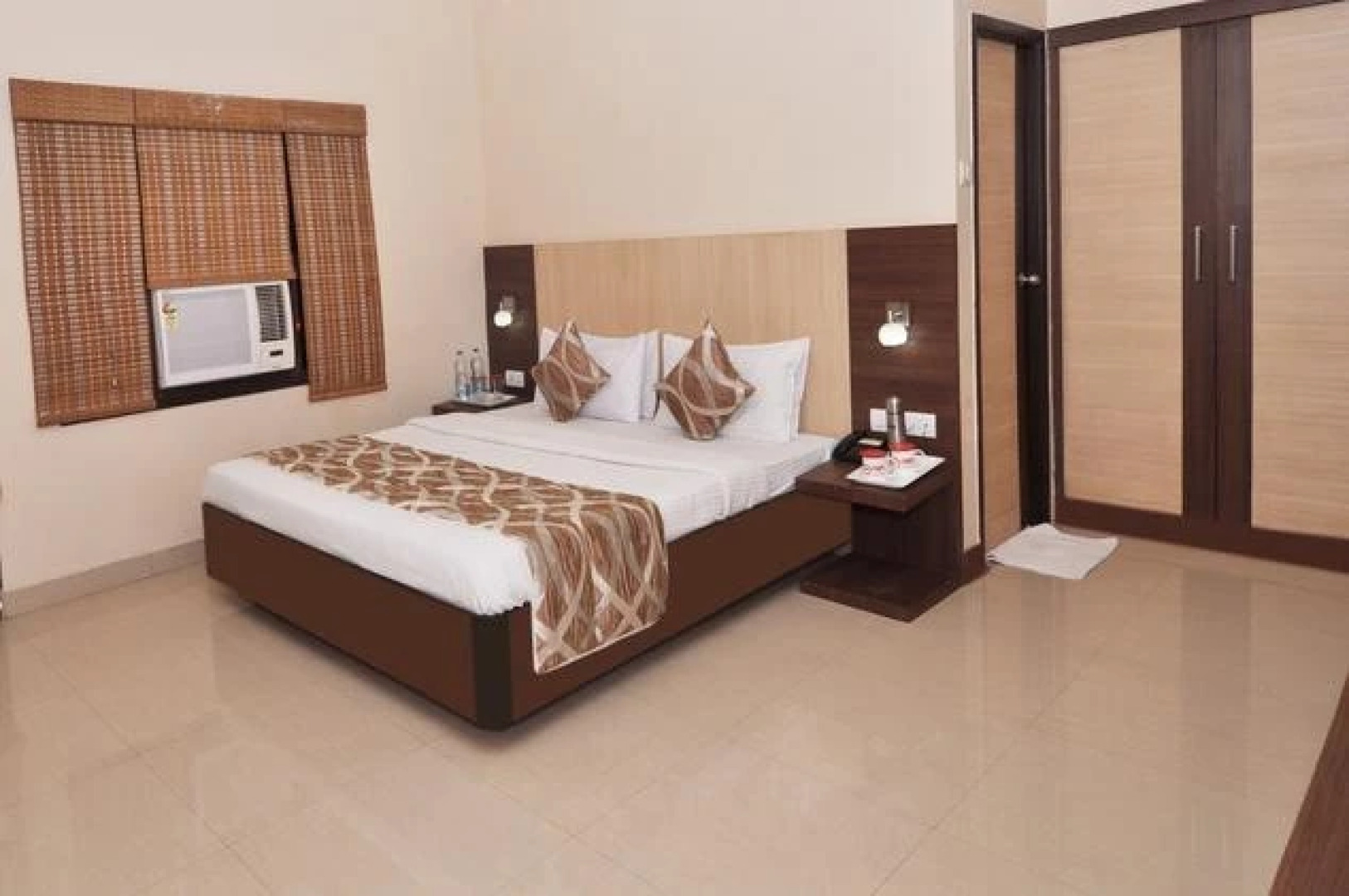Sivamurugan Hotels