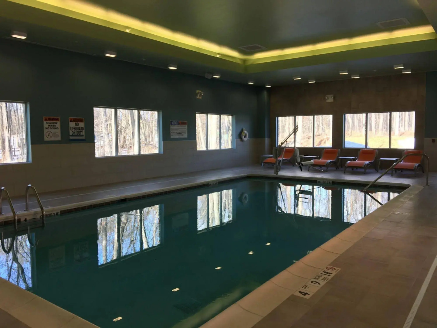 Holiday Inn Express & Suites Kingston-Ulster