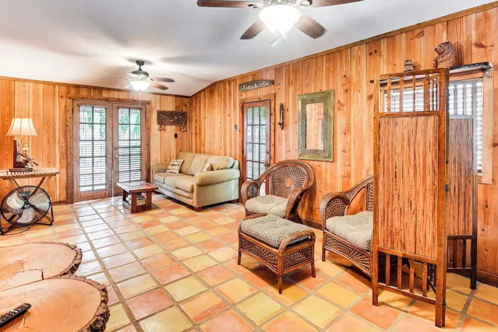 Sandy Shore & Multi-boat Dock! St Johns River Home